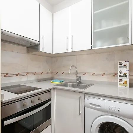 Estudio Moderno Con Parking By Apartamento *